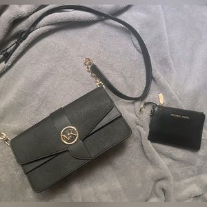 Michael kors black & gold purse & wallet